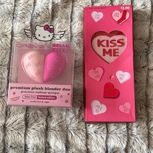 Hello Kitty Makeup Sponge and Socks Bundle Set